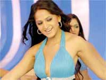 నా కెరీర్ కి సంక్రాంతి మలుపు..అనూష్క