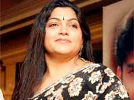 ఖుష్భు..పెళ్ళికి ముందు సెక్స్ కి సుప్రీం కోర్టు ఖండన