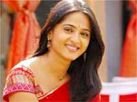 ఏం చెయ్యను..నా బలహీనతలు అవి: అనుష్క