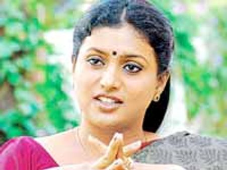 ఆ చిత్రంలో ప్రియమణి తల్లిగా రోజా