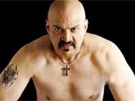 సురేష్ విలనావతారం ఫలించేనా??