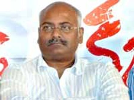 మౌనవ్రతంలో సంగీత దర్శకుడు కీరవాణి