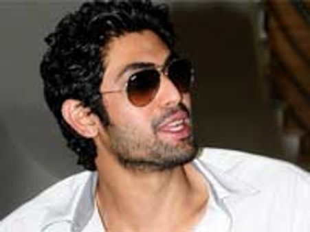 అందుకే ఎన్టీఆర్‌ ప్రసంగాల్నీ చూశా: 'లీడర్' హీరో రాణా