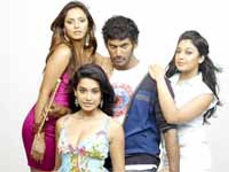 పాపం..విశాల్ సినిమాను కొనేవారే కరువయ్యారు