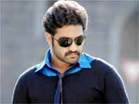 500 కోట్లతో దాసోహం అవబోతున్న జూనియర్ ఎన్టీఆర్!?