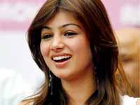 'సూపర్' పాప అయేషా టాకియా నెక్ట్స్ చిత్రం