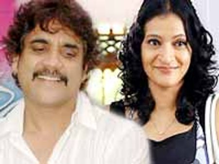 'ఏ మాయ చేసావే' సినిమా కోసం ఇతరులని కష్టపెడుతున్న నాగ్, మంజుల..!!