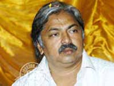 'ఢీ', 'బన్నీ' చిత్రాల నిర్మాత అరెస్టు.. చంచలగూడా జైలుకు