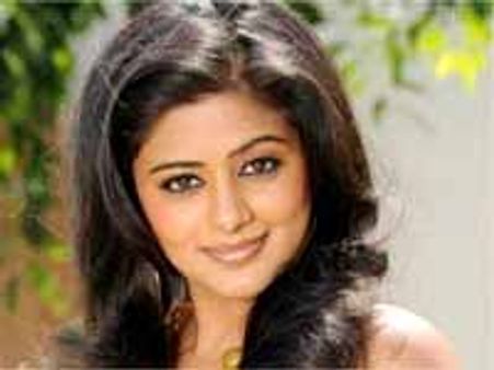 మణిరత్నం దెబ్బకు కన్నీళ్ళపర్యంతమైన ప్రియమణి !