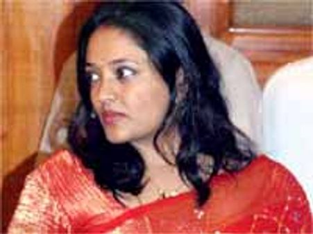 నిత్యానందుడి రాసలీలల హీరోయిన్ ఆమేనని కన్ఫర్మ్