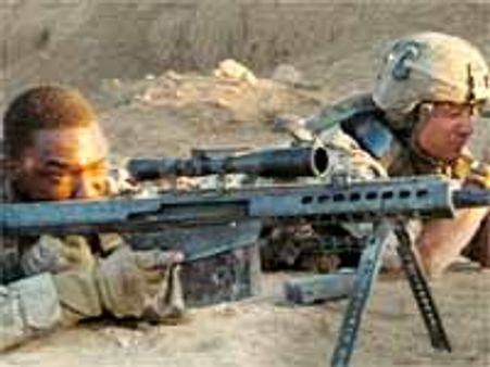 నా కథని కాపీ చేసి నన్ను మోసం చేసారని కోర్టుకెక్కాడు