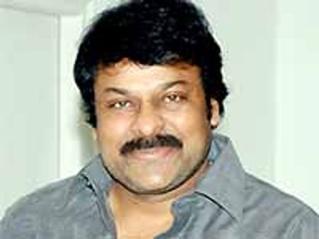 రాజశేఖర్ డైరెక్షన్ లో మెగాస్టార్ చిరింజీవి!??