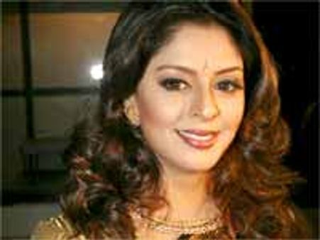 పెళ్ళి పీటలు ఎక్కుతున్న నగ్మా