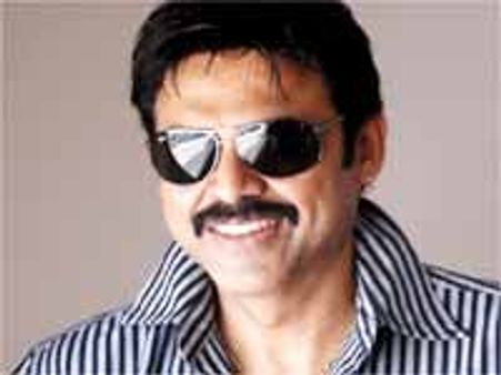 'బాడీ గార్డ్' చిత్రం రీమేక్ లోనూ వెంకటేష్?