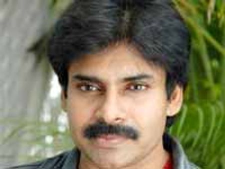 పవన్ కళ్యాణ్ సరసన దీపికా పడ్కోని