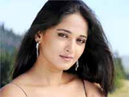 నాగార్జున- వీరు పోట్ల సినిమాలో అనుష్క