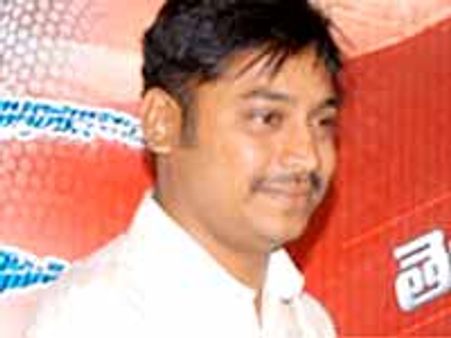 నిర్మాత లగడపాటి శ్రీధర్ ఇక ధనాధన్