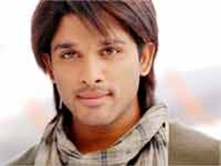 డిప్రెషన్ లో అల్లు అర్జున్..వరుడు ఎఫెక్టు?