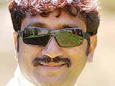 శ్రీను వైట్లకు డి.సురేష్ బాబు మెగా ట్విస్ట్?