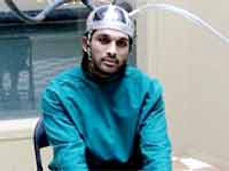 అల్లు అర్జున్ కి బ్రెయిన్ వాష్ ఎందుకు?