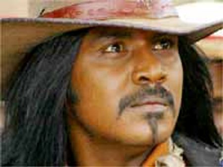 లారెన్స్ పై ప్రేక్షకుల పెదవి విరుపులు!