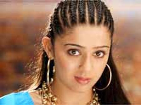 రియాలిటీ షోలను నమ్ముకున్న చార్మి