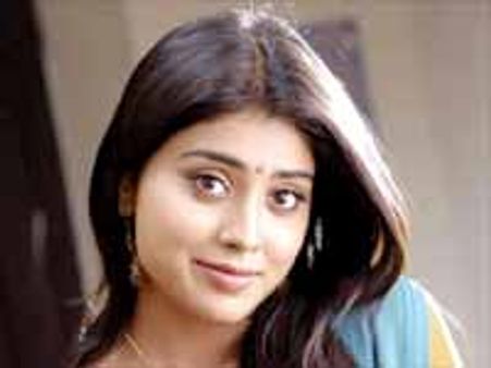 నిఝం...ఆ ఆరాటం అస్సలు లేదు: శ్రియ