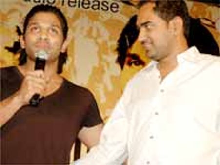 అల్లు అర్జున్ వలనే క్రిష్ ను చూసి వెటకారంగా మాట్లాడుకొన్నారట!?