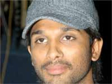 ‘మగధీర’కు ధీటుగా బన్నీ'బద్రీనాథ్' భారీ బడ్జెట్ 35 కోట్లు...!?