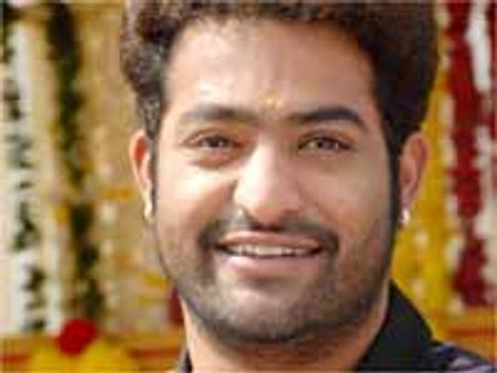 జాకీ ష్రాఫ్ తో జూ ఎన్టీఆర్ ఫైటింగ్