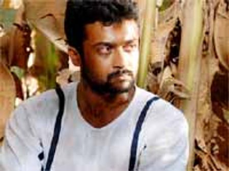 'రక్తచరిత్ర’ మగవాళ్ళకు మాత్రమే: గజిని సూర్య