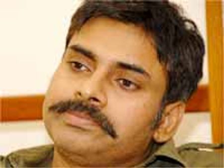 పవన్ కళ్యాణ్ రికార్డును బ్రేక్ చేసిన రావణ్..? ఉబ్బితబ్బివుతున్న వర్మ