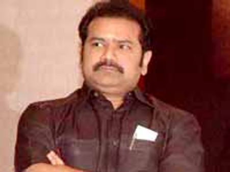 అల్లు అరవింద్ నిర్మాతగా రైటర్ చిన్నికృష్ణ దర్శకుడుగా...