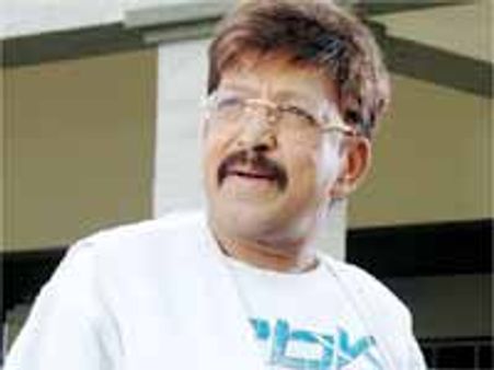 సినిమా పేరు విష్ణువర్దన్, దానిపై ధనాధన్