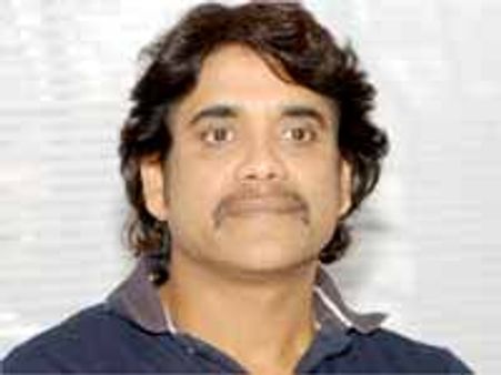 ‘సన్యాసం’ పుచ్చుకోనున్న మన్మధుడు...