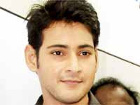 పవన్ ఫ్యాన్స్ తోటి శభాష్ అనిపించుకున్న మహేష్ బాబు..!?