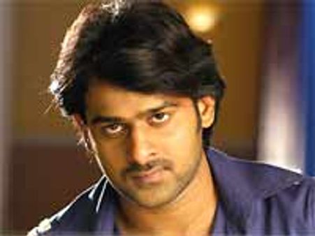 ప్రభాస్‌ చిత్రంలో చనిపోయేది ఎవరు........!?