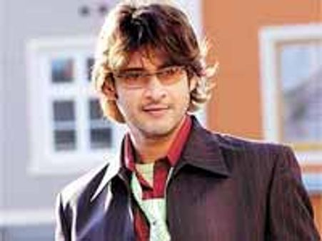 తలనొప్పి తగ్గించే పనిలో కూడా త్రివిక్రమ్ తో కలిసి మహేష్ బాబు...