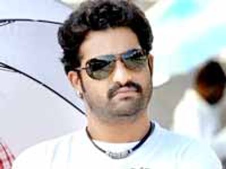 జూ ఎన్టీఆర్ ‘శక్తి’ స్టోరీ లైన్ ఏంటంటే...?