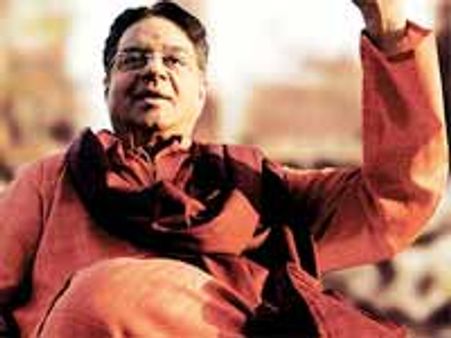 'రక్త చరిత్ర' లో పెద్ద ఎన్టీఆర్ రోల్ ని రివిల్ చేసిన రామ్ గోపాల్ వర్మ