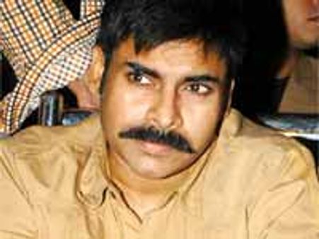 'కొమరం పులి' ఆడియోకి స్పందన ఎలా ఉందంటే...