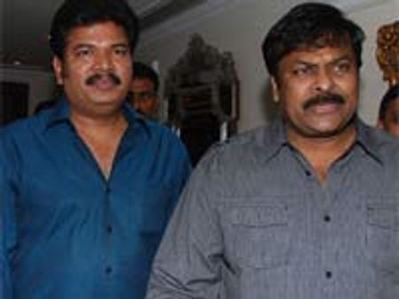 ‘రోబో’ తో చిరు కోరిక చిగురించిన సమయం...అభిమానుల ఆనందోత్సాహం..