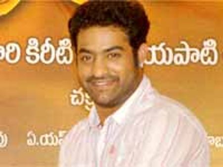 ఎన్టీఆర్ లేటెస్ట్ 'బృందావనం' లేటెస్ట్ ఇన్పో...