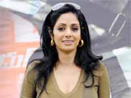 అతనిలా హార్డ్‌ వర్కర్, కో-ఆపరేట్ పర్సన్ ని చూడలేదు..!?