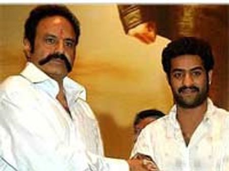 బాలయ్య ది సింహా గర్జన ఐతే యంగ్ టైగర్ ది పులి 'గర్జన'...!