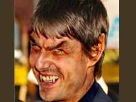 క్యాటీ హాల్మస్ తో రొమాన్స్ చెయ్యడానికి సిద్ధంగాలేనన్నహాలీవుడ్ అందగాడు..!