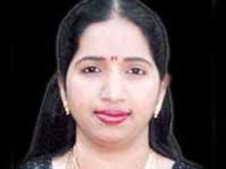 'ముక్కాల..ముక్కాబుల' గాయని స్వర్ణలత మృతి