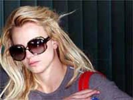 బరువు తగ్గి తన అభిమానుల ముందుకు వస్తానంటున్న పాప్ సింగర్ మాజీ భర్త .!