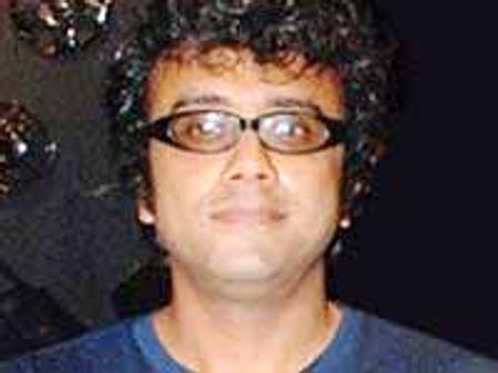 'లవ్‌ సెక్స్‌ ఔర్‌ దోఖా' దర్శకుడు నెక్ట్స్ చిత్రం డిటేల్స్...