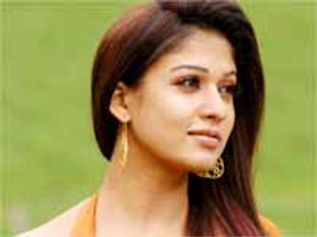 ప్రభుదేవాతో ఫిక్స్ అయిపోయివరసపెట్టికొట్టిన నయనతార....